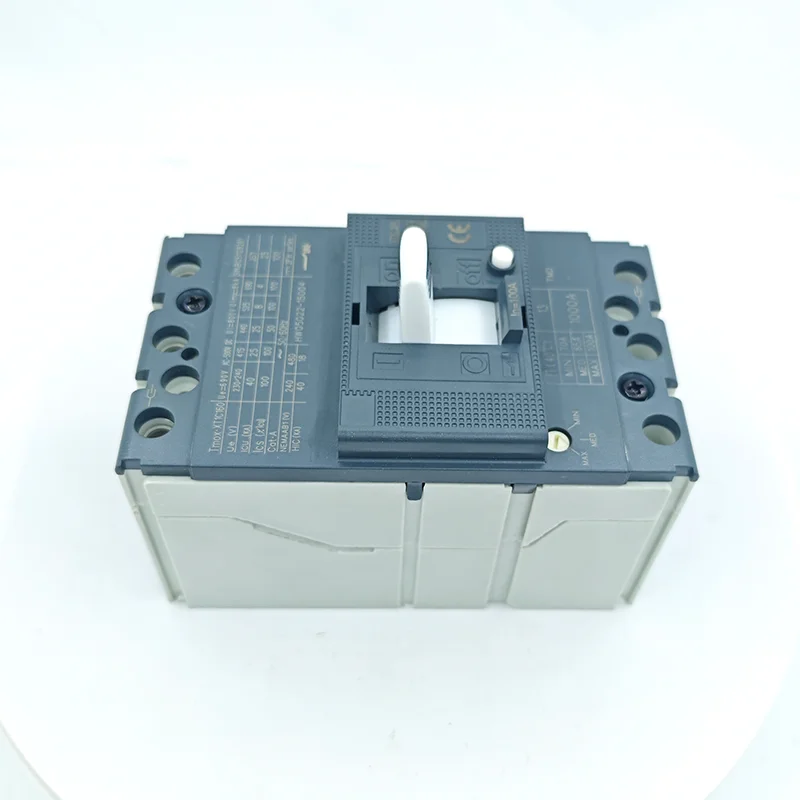 SXT 1N 160 Molded Case Circuit Breaker (2)